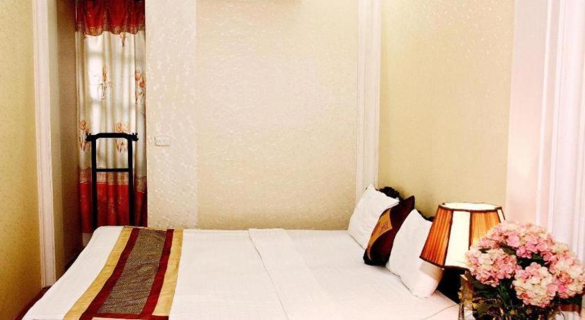 Kangaroo Hostel Ханой Екстериор снимка