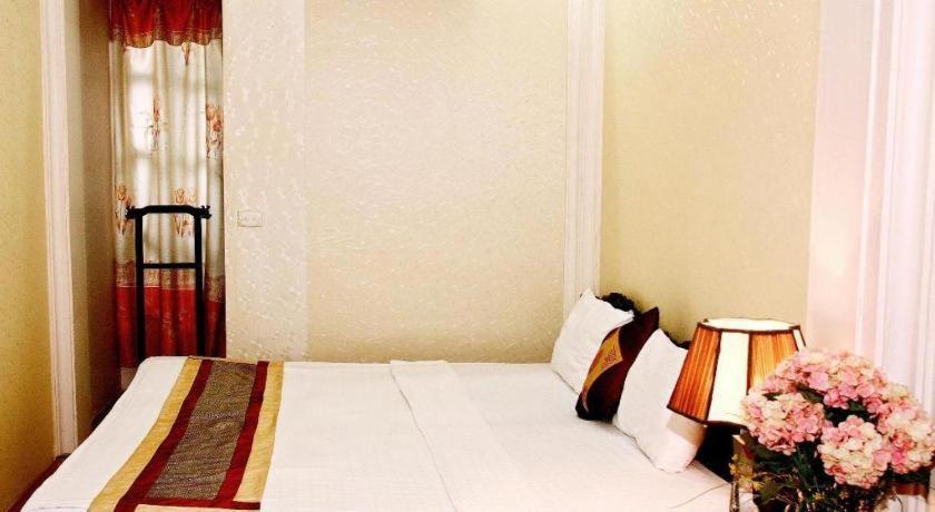 Kangaroo Hostel Ханой Екстериор снимка